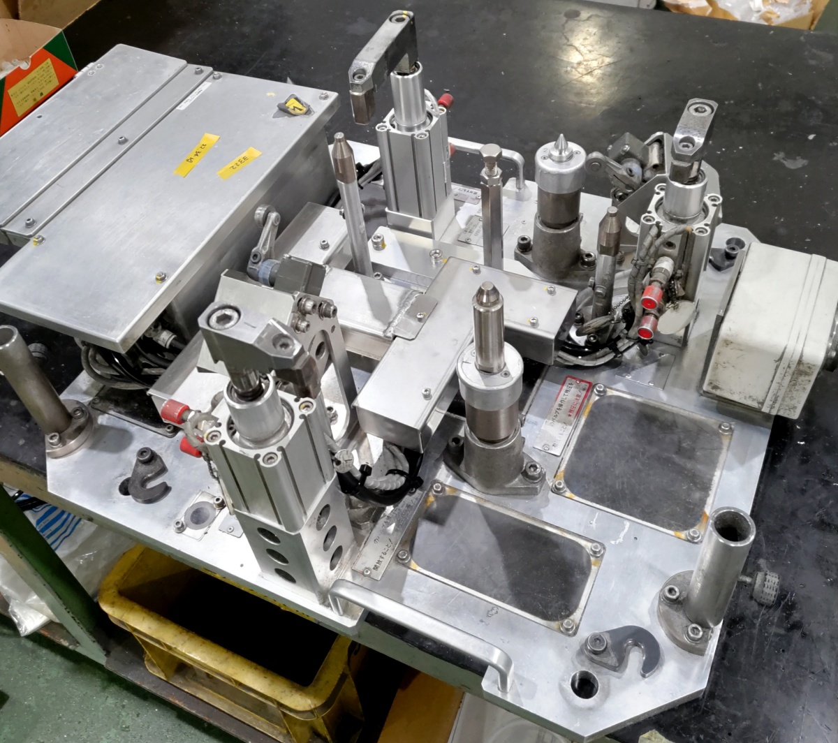 治具とは何か?定義や種類、役割、メリット、選び方・製作事例を紹介 | FS WORKS 愛知・静岡・浜松の精密プレス金型・治具設計製造